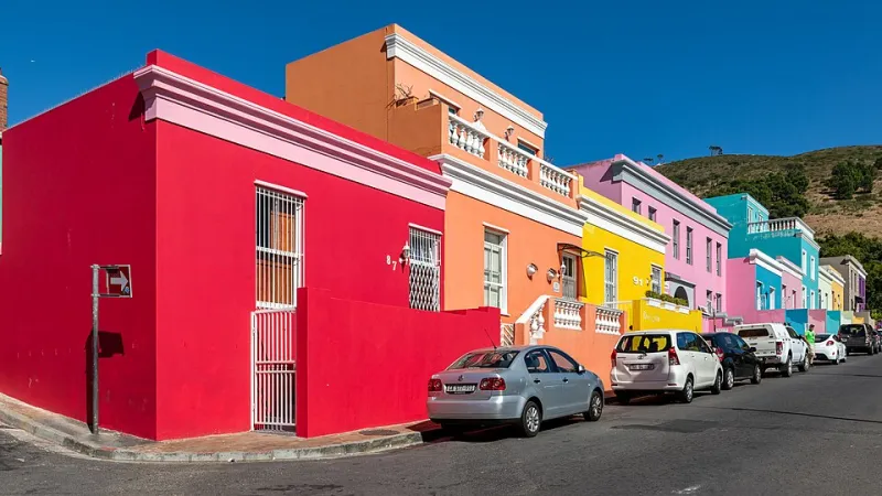 7 Incredible Photo Subjects Hiding Right Outside Your Front Door